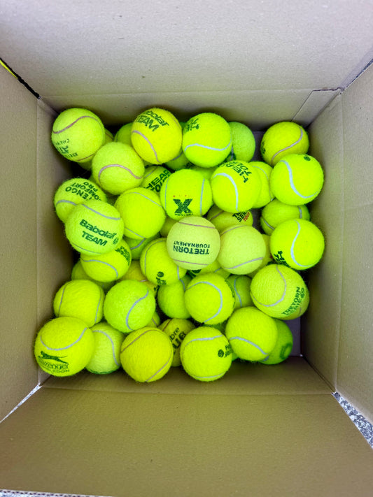 100x Tennis Balls in Excellent Condition – Popular Brands at a Reduced Price